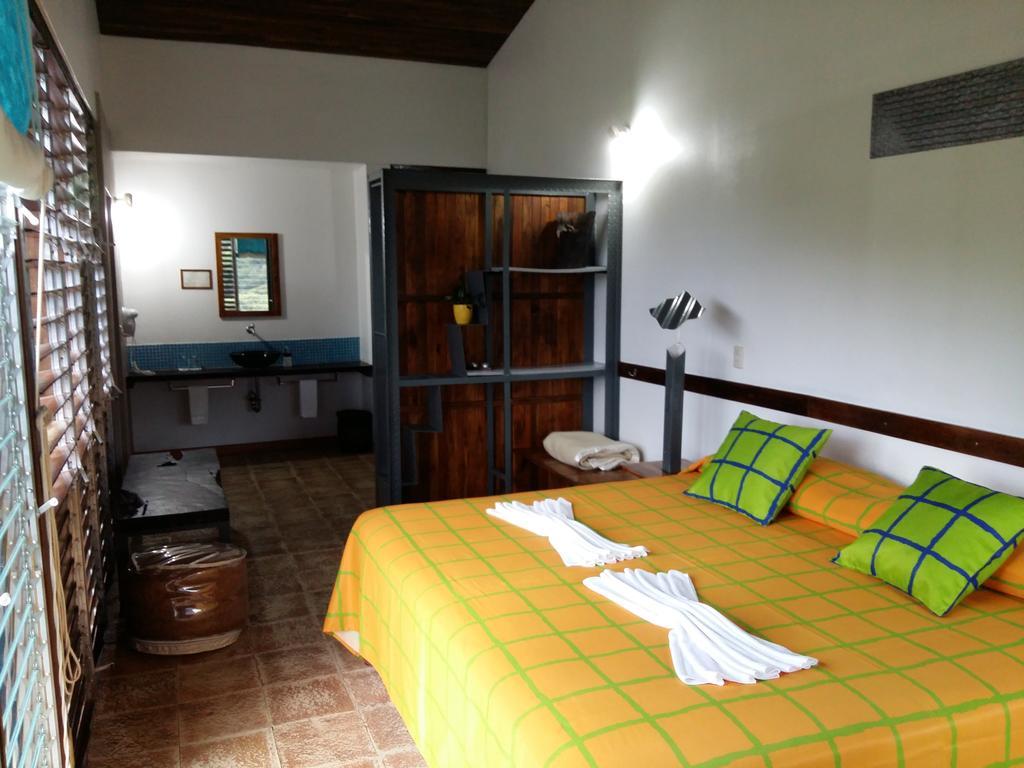 Celeste Mountain Lodge Бихагуа Екстериор снимка